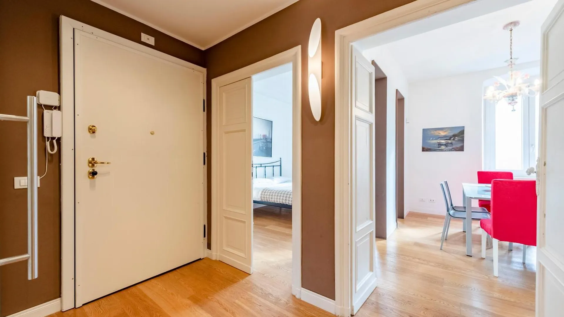 Joivy Family Friendly Apt For 6, Near Royal Palace Museum Genoa