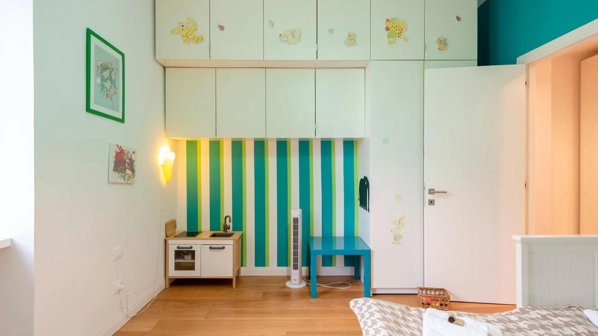 Joivy Family Friendly Apt For 6, Near Royal Palace Museum Genoa 0*,