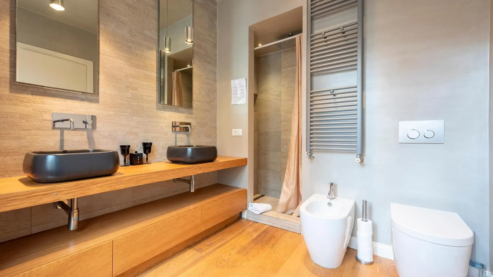 Joivy Family Friendly Apt For 6, Near Royal Palace Museum Genoa