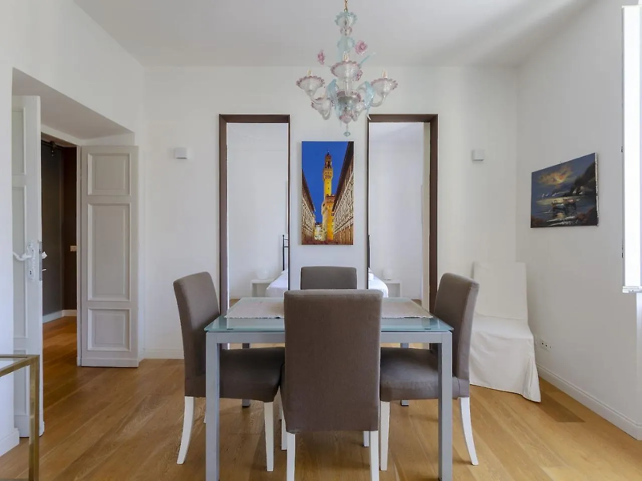 Apartment Joivy Family Friendly Apt For 6, Near Royal Palace Museum Genoa Italy